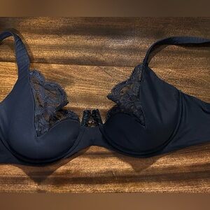 Victoria’s Secret push-up without padding 36D